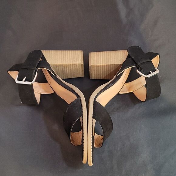 MADDEN GIRL BLOCK HEEL ADJUSTABLE BUCKLE CLOSURE STRAP OPEN TOE SANDAL - Picture 7 of 16